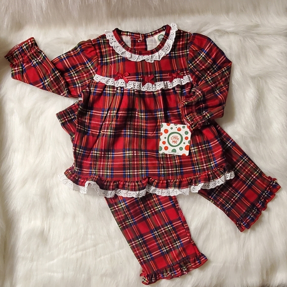 GREAT FOR CHRISTMAS🌲🌲🌲🧑‍🎄NWT Little Me Christmas Pajamas (18 months) - Picture 1 of 2